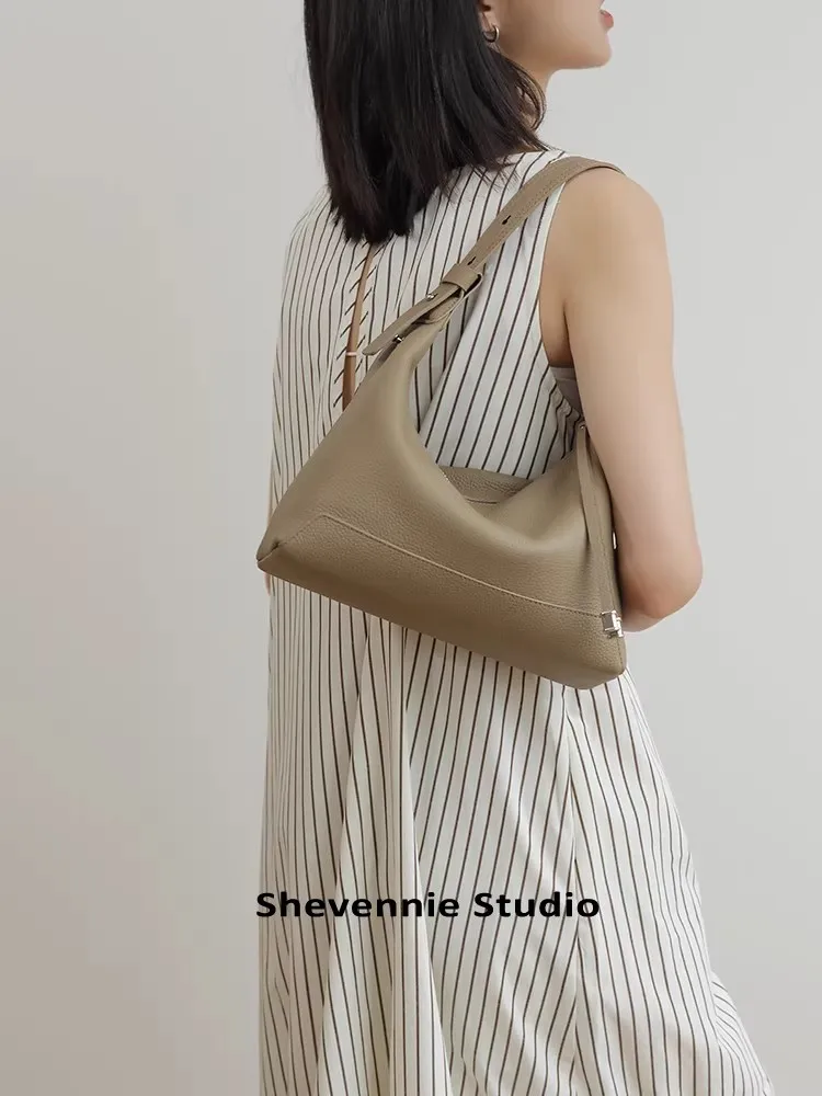 2026 New Spring Daily Commuter Bag for Women, Hobo Style, First-Layer Cowhide, Versatile, Lightweight, Underarm Shoulder Bag, Crossbody Tote Bag