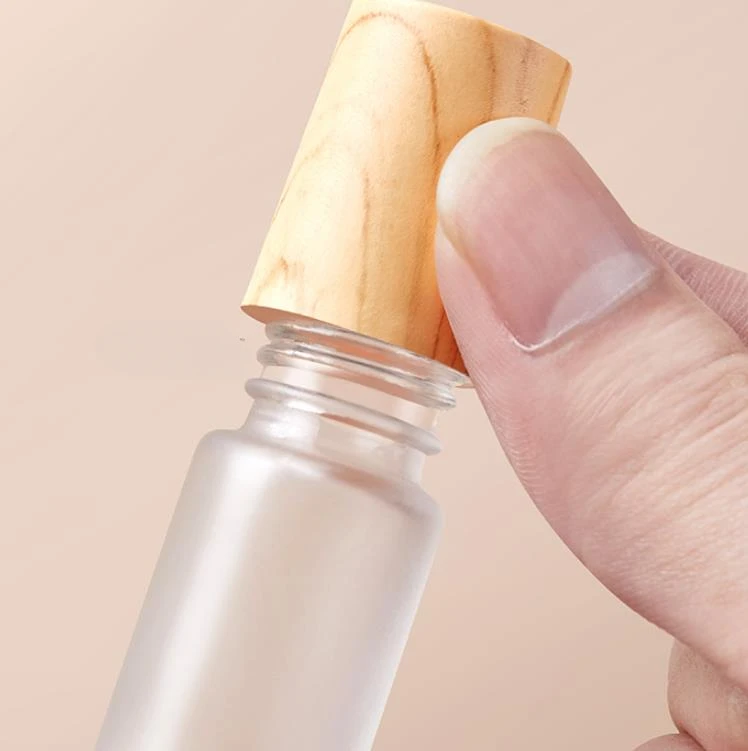 Bouteille en verre pour huile essentielle, 5 pièces, 3/5/10ml, d'extraction à bille roulante de parfum, avec bouchon en bois, distributeur de produits cosmétiques