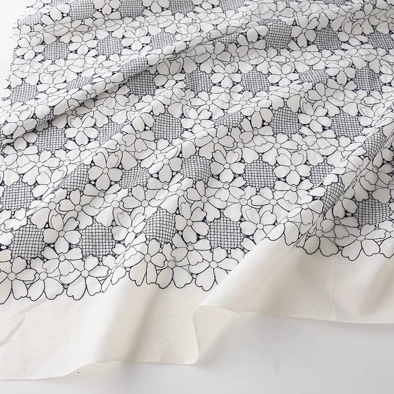 

pure cotton material fabric White background, dark blue floral telas Shirts dresses children's clothing sewing
