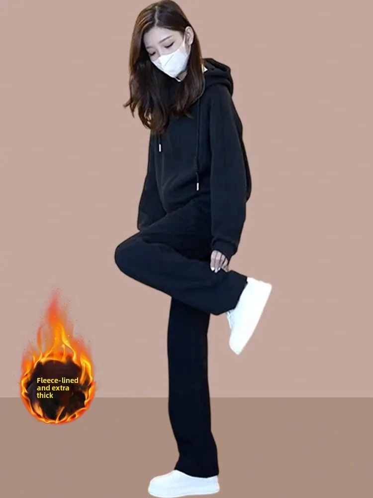 

Модный утепленный флисовый женский спортивный костюм: повседневный комплект из двух предметов (худи и брюки) для осени и зимы. Новинка.
