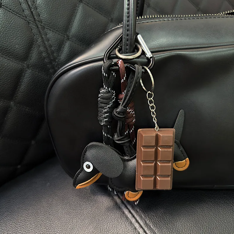 Vintage Brown Autumn And Winter Leather Sausage Dog Chocolate Suitable For Mobile Phone Bags Keychains Mens And Womens Pendants