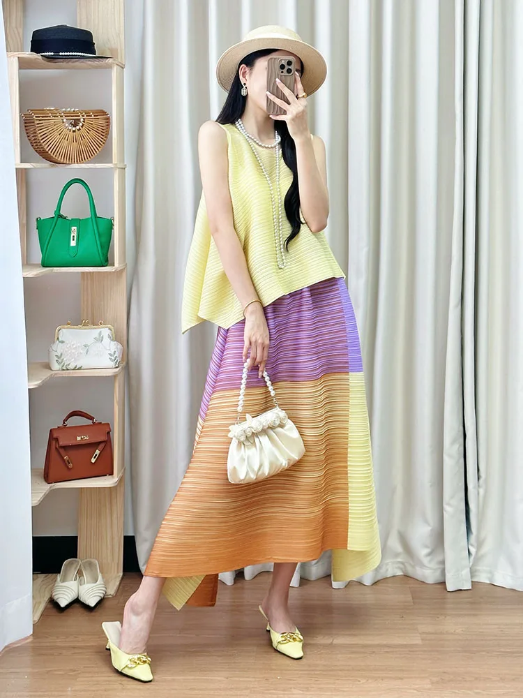

Summer Fashion Yellow Fluorescent Color Women's Loose Top And Skirt Set Three Houses Artistic Style Breathable Casual Wear