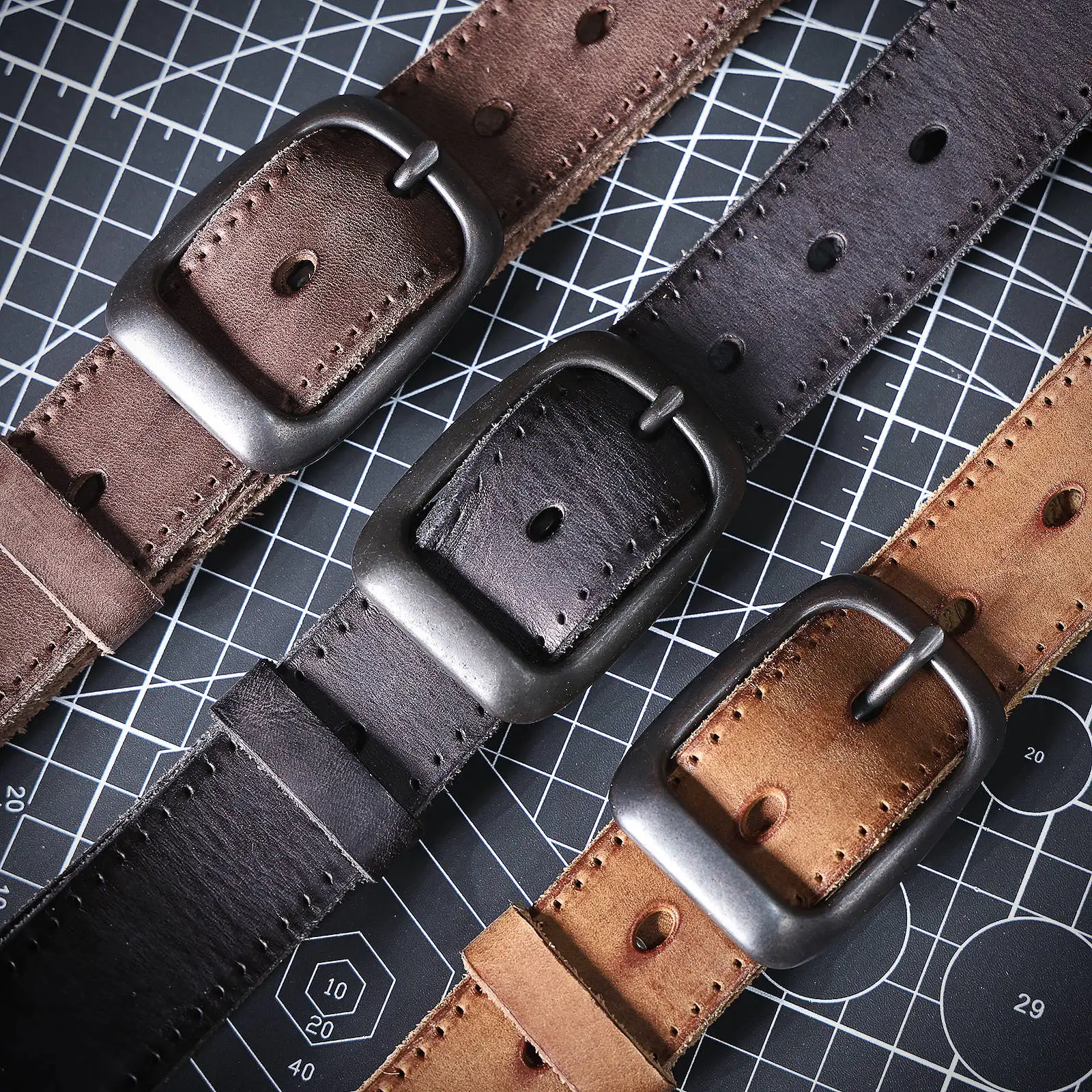 Echtleder-Herrengürtel aus Rindsleder, italienisches dickes Leder mit Geschenkbox, vielseitiger Retro-Jeansgürtel für Herren, ideale Wahl als Geschenk. – Detail 11