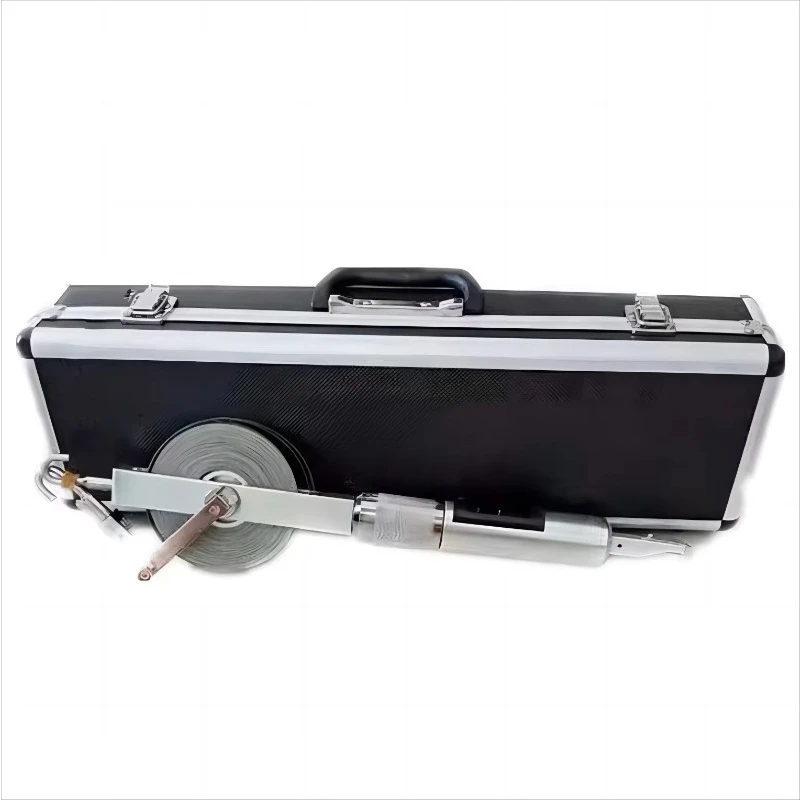 High Precision Digital Length Measuring Instrument for Structural Deformation in Civil Engineering