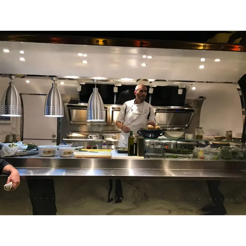 شاحنة الغذاء مقطورة القهوة بائع الشارع فان الطعام القهوة هوت دوج عربة صغيرة خمر الغذاء مقطورة شاحنة مجهزة بالكامل