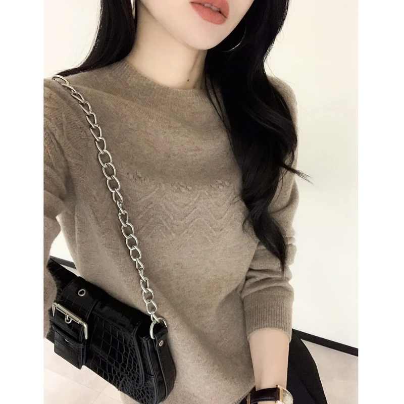 2024 autumn and winter new knitted pure wool long sleeved round neck fashionable wool sweater