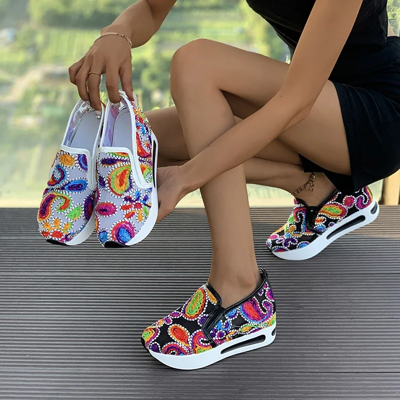 

Women's Sneakers 2024 New Fashion Round Toe Wedge Shoes Floral Pattern Embroidery Mesh Increase Height Shoes Platform Sneakers