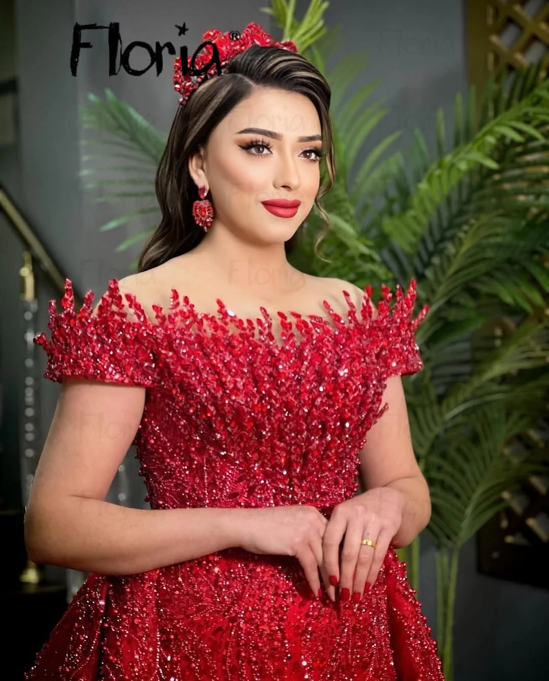 

Floria Burgundy 3D Red Evening Dress With Detachable Overskirt Luxury Engagement Customized Party Gowns For Black Girls Shiny