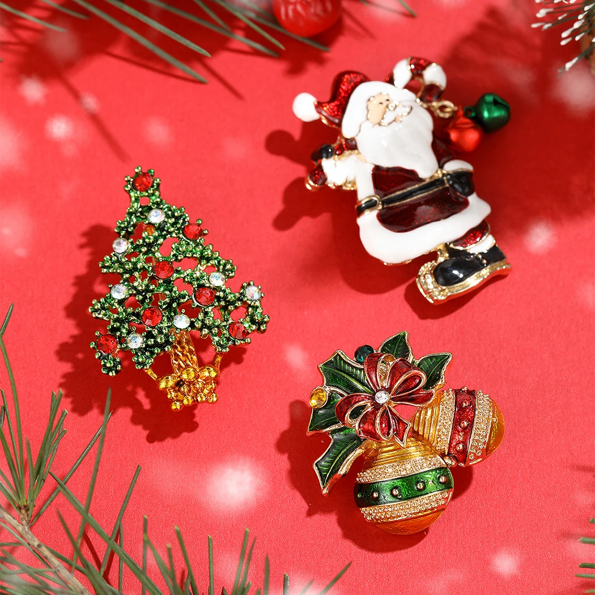 Classic Rhinestones Christmas Brooches for Women Unisex Enamels Pins Banquets Party Backpack New Years Gifts Jewelry Accessories