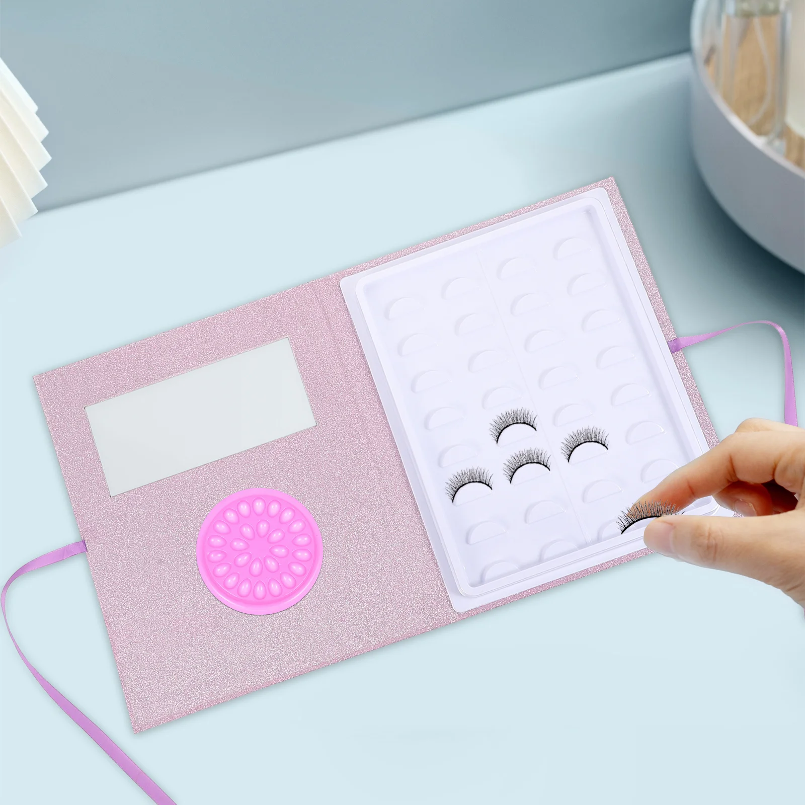 100 個まつげエクステンションプレート PVC 接着剤遅延ホルダー安定した溝のデザインで効率的なまつげの適用が可能美容サロンツールキット