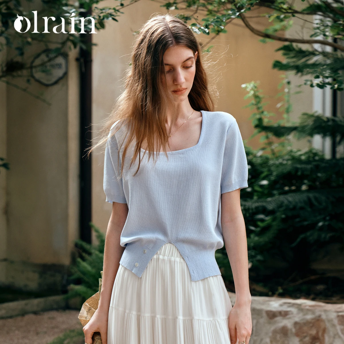 

OLrain Women's Short Sleeve Casual Blue Square Neck Knit 2026 New Summer Irregular Slit Button Hem Top Pulls Femmes O57XZ99669