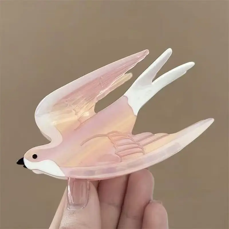 

1pc Sweet and cute new vinegar hair clip, bird animal, shark clip, swallow clip, dished hair, ponytail clip, hair catcher