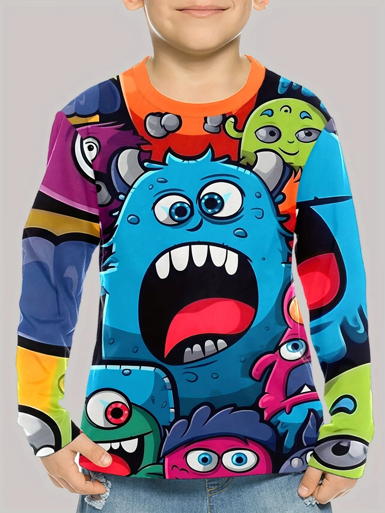 Long-sleeved, Crew-neck T-shirt Featuring A Cool, Stylish Cartoon Print