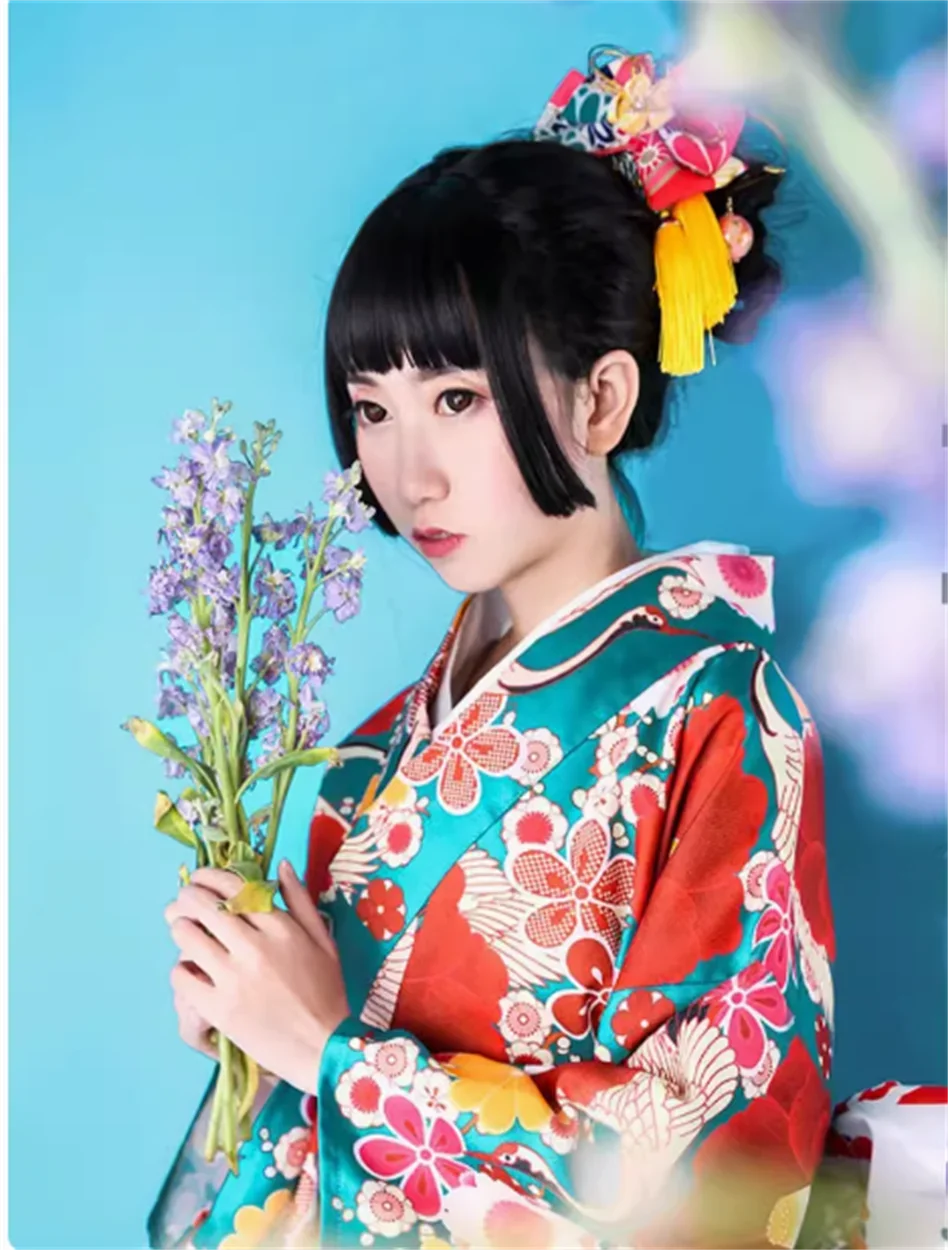 Classical Japanese kimono, yukata, women's modified cherry blossom, crane, vibrating sleeves, formal attire