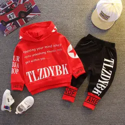 Yeni sonbahar çocuk giysileri çocuk erkek kız spor mektuplar Hoodies pantolon 2 adet/takım yürümeye başlayan aktif giyim bebek çocuk eşofman