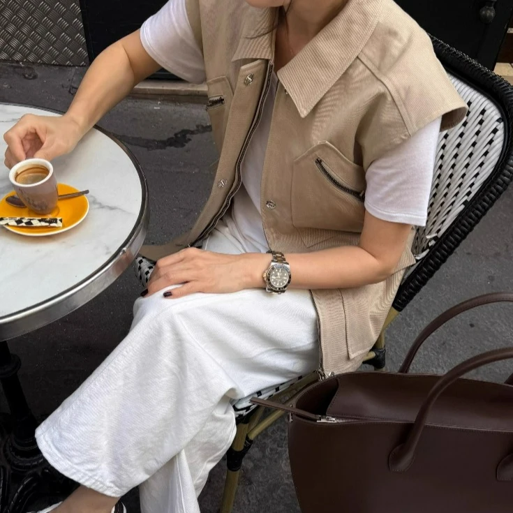 

Корейский шикарный осенний новый нишевый дизайн с отложным воротником и несколькими карманами, универсальный жилет без рукавов