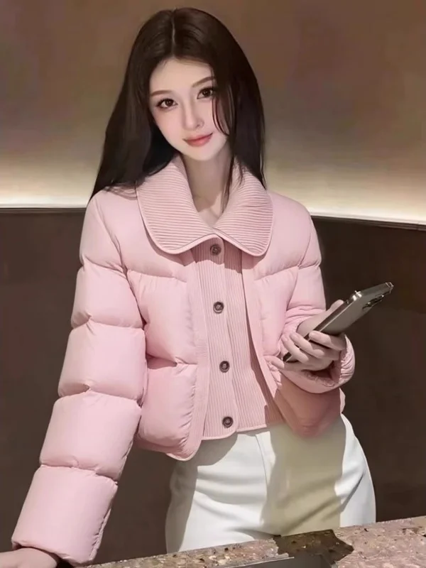 

Зимняя модная утепленная короткая хлопковая куртка для женщин, розовая, с пышным воротником, теплая верхняя одежда в корейском стиле, большие размеры