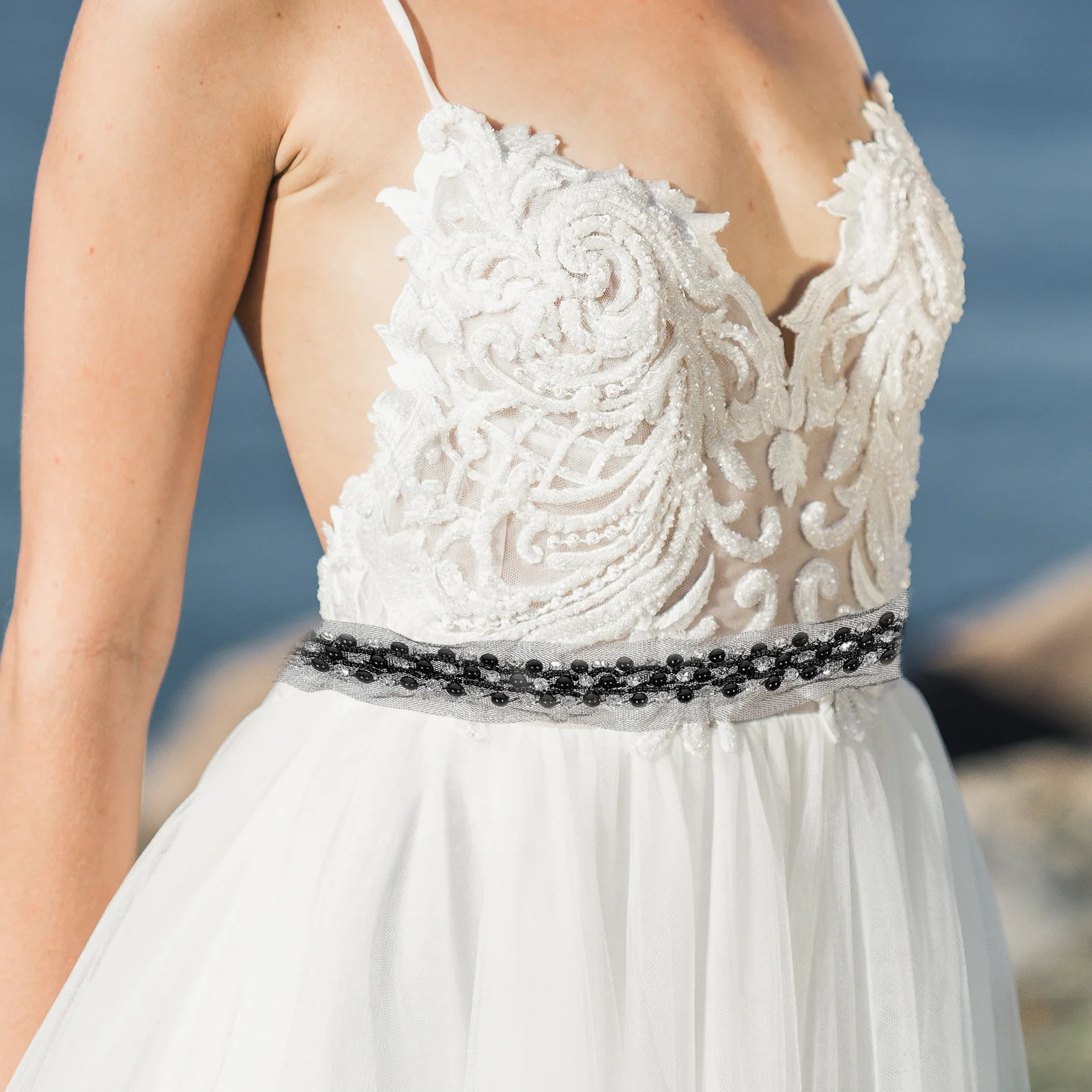 

Decorative Pearl Beaded Lace Trim Multi-Function Rhinestone Ribbon Sewing Clothes Accessory Floral Design DIY Headband Dress