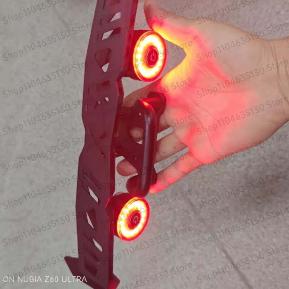 Skateboard induction tail light electric skateboard tail brake light armrest light skateboard hand handle indicator light