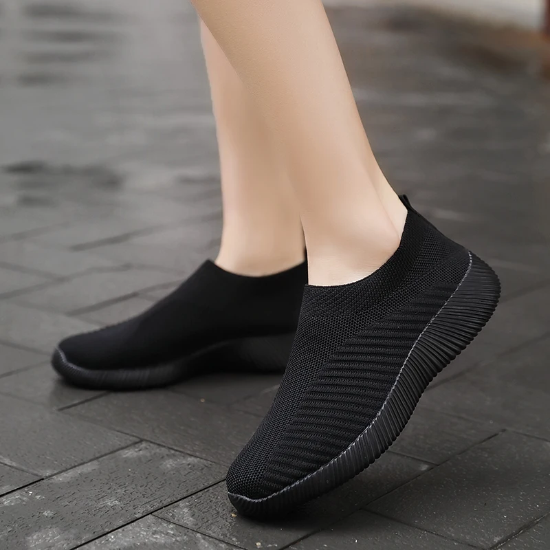 Zapatillas Mujer sepatu lari wanita, sneaker ringan bersirkulasi, Slip-On jaring untuk olahraga perempuan 2023