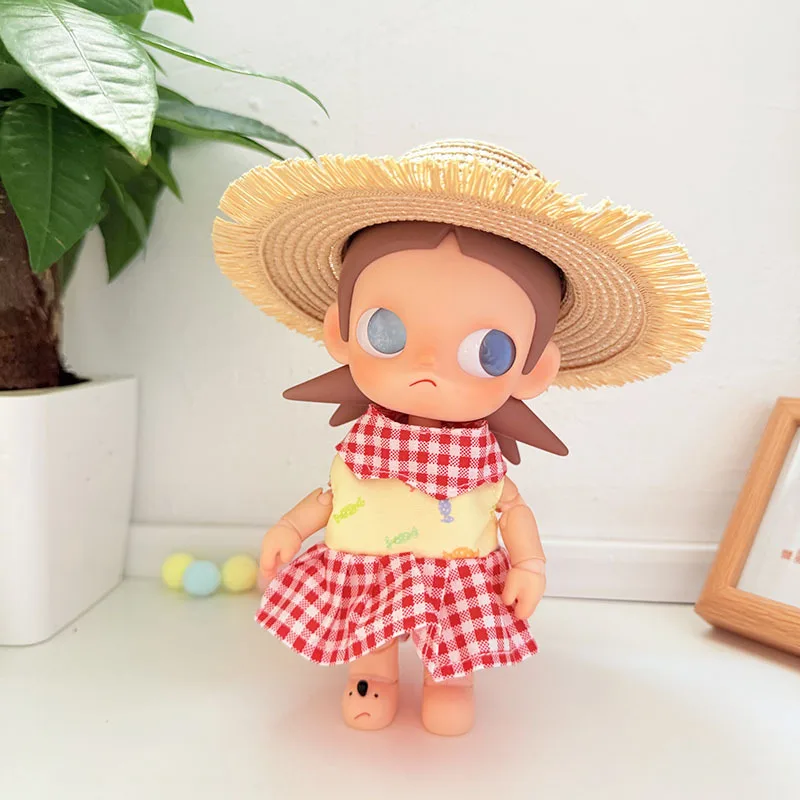 

Новинка 2025 года, горячая распродажа, 20 см, подвижная кукольная одежда, милое платье для куклы BJD, конфетная клетчатая соломенная шляпа, забавная шляпа с драгоценными камнями, аксессуары для одежды