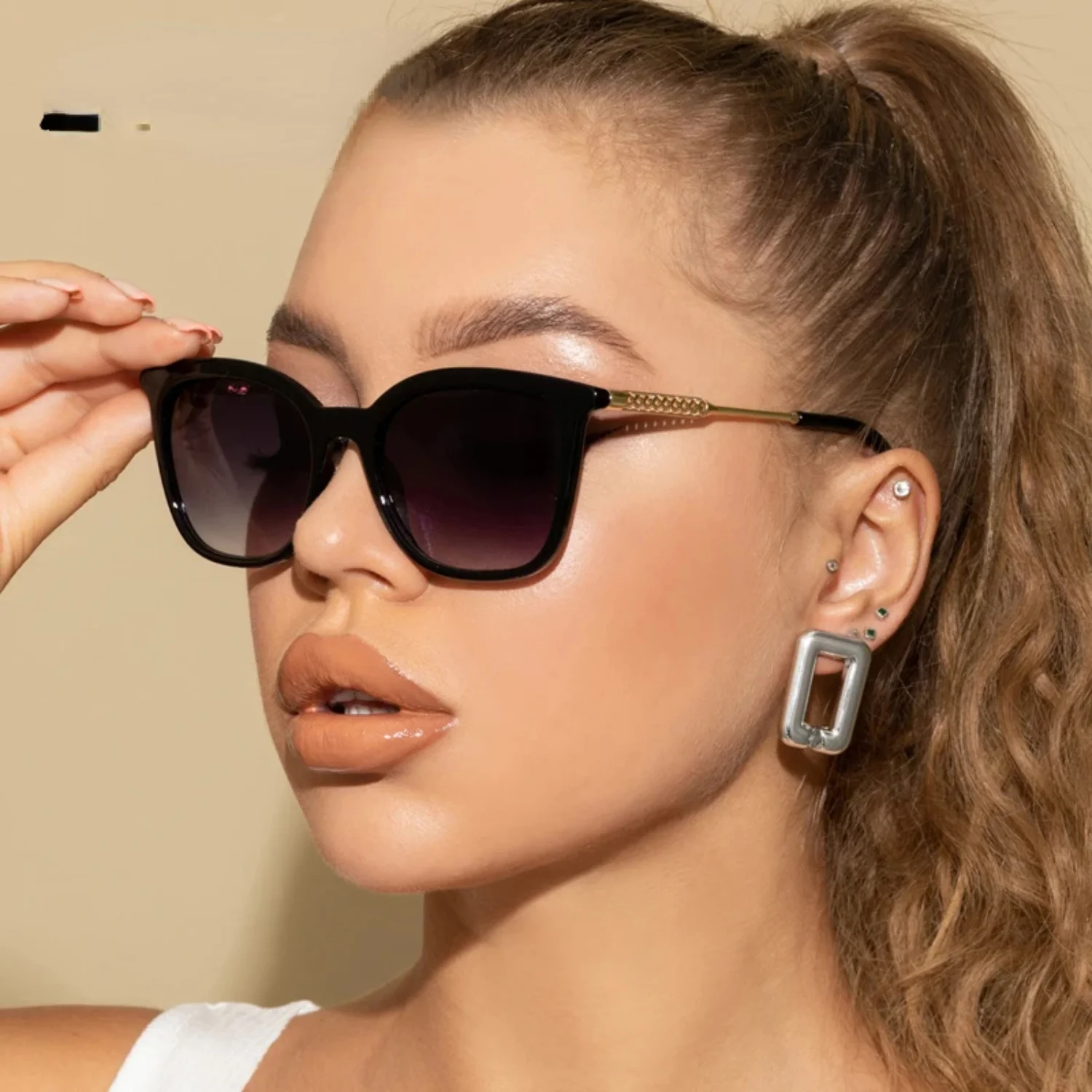 

Classic Square Cycling Sunglasses Women Men Vintage Brand Sun Glasses Alloy Frame Retro Trend Fashion Style Shades Oculos de sol
