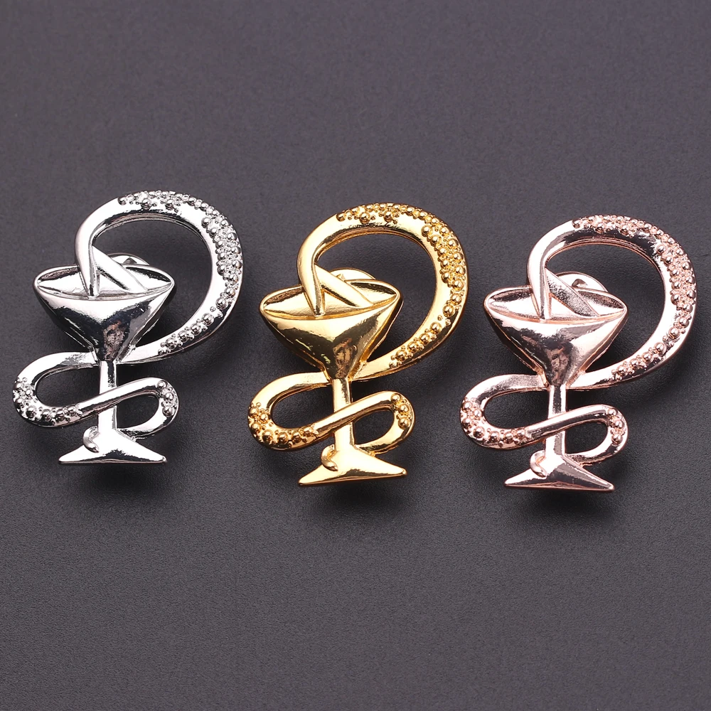 Medical Symbol Model Creativity Brooch Pin Baby Nurse Sternum Heart Hand Brooch Jewelry Men Women Gift Fashion Alloy Jewelry