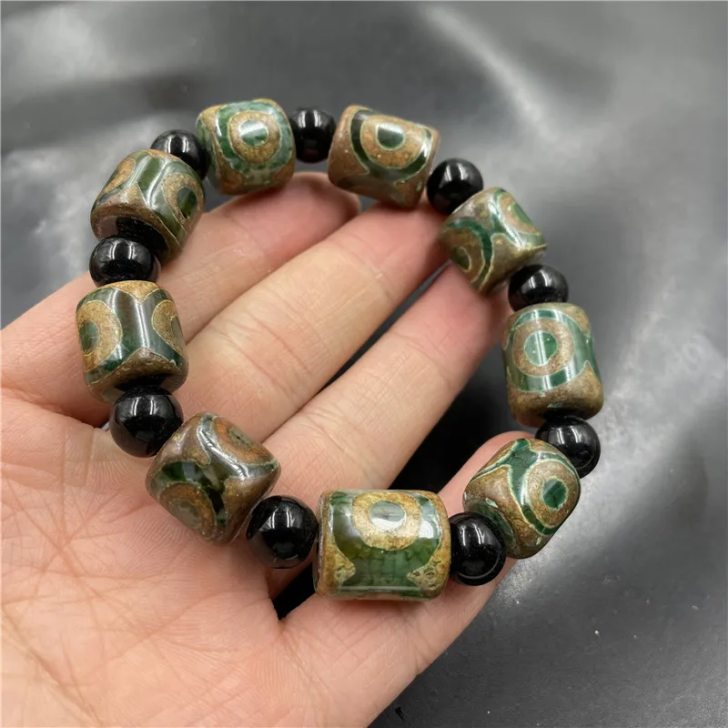 Green Three-Eyed Dzi Agate Barrel Bead Bracelet