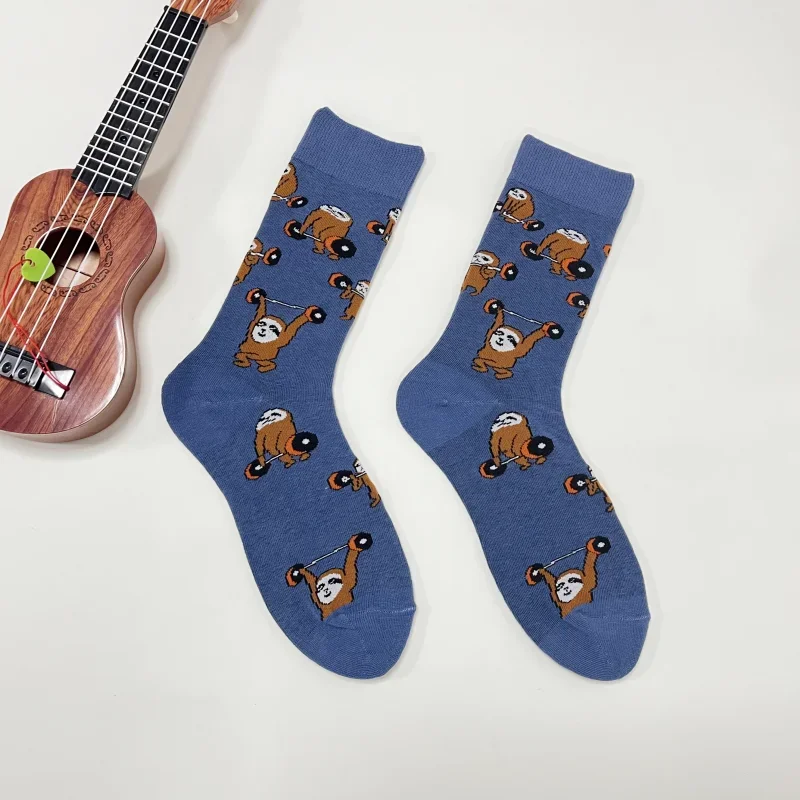 Calcetines hasta media pantorrilla para hombre, cómodos y a la moda, con dibujos animados de perezoso, para culturismo y levantamiento de pesas, para todas las estaciones, unisex