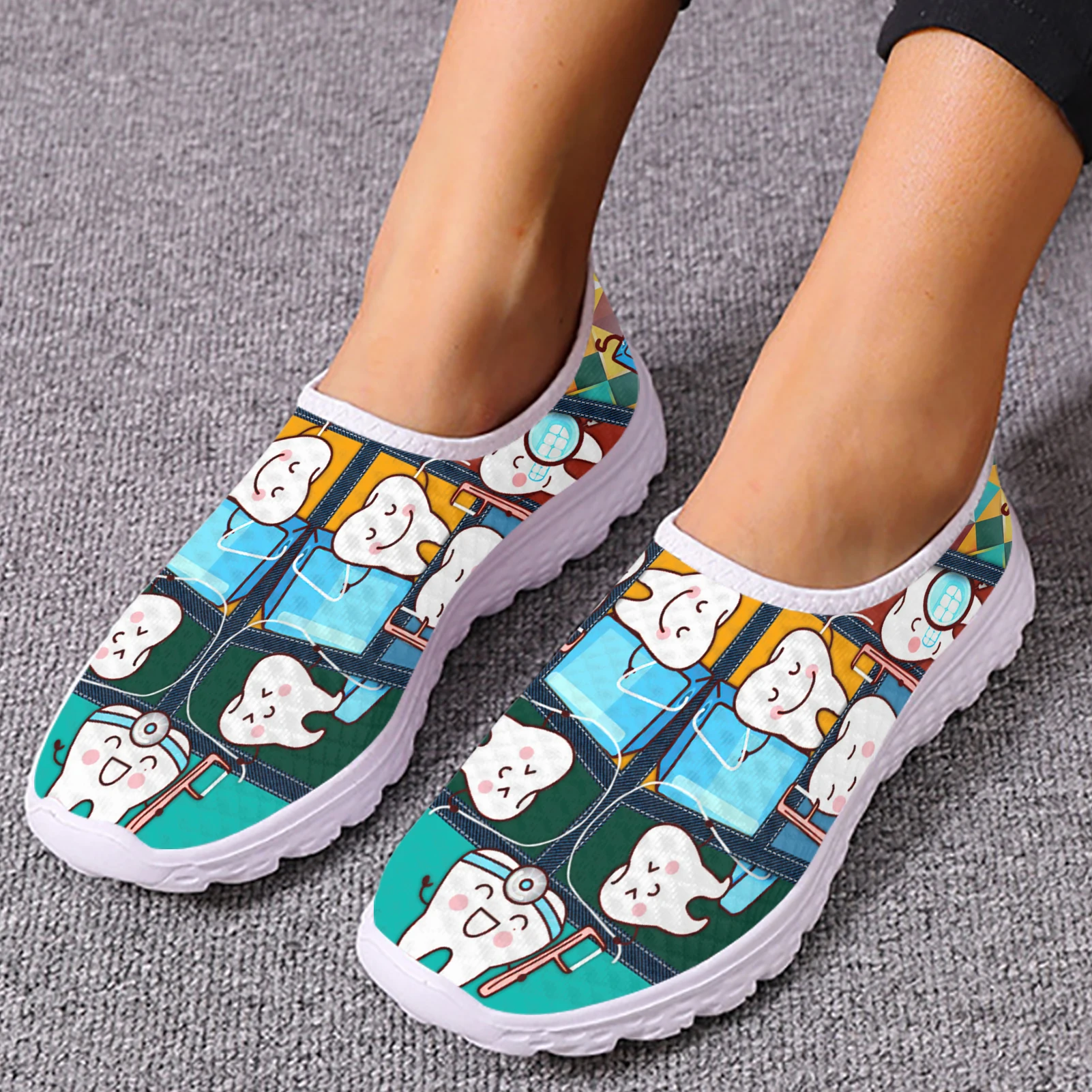 INSTANTARTS Funny Cartoon denti stampa donna Summer Mesh Shoes White Soft Sole Brand Slip On Casual Sneakers Zapatos Planos