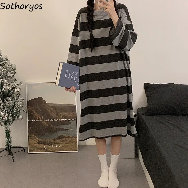 

Long Sleeve Nightgowns Women Baggy Striped Sleepwear Casual Soft Home Tender Lounge Ulzzang Fashion Dormitory Students Clothing