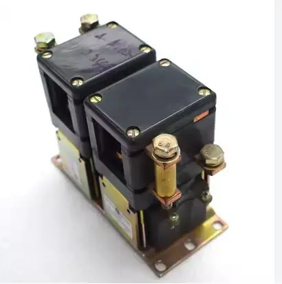

Applicable to accessory parts Forklift 24V 150A IC4482CTTA154FR124XN Reversing Contactor Applicable to accessory parts Forklif