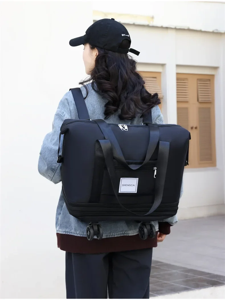 Travel Bag with Wheels description 31