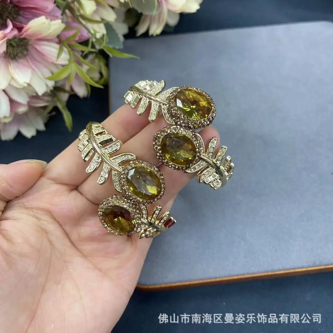 Turkey sultanite  stone feather color-retaining opening bracelet magic gemstone supply New wholesale