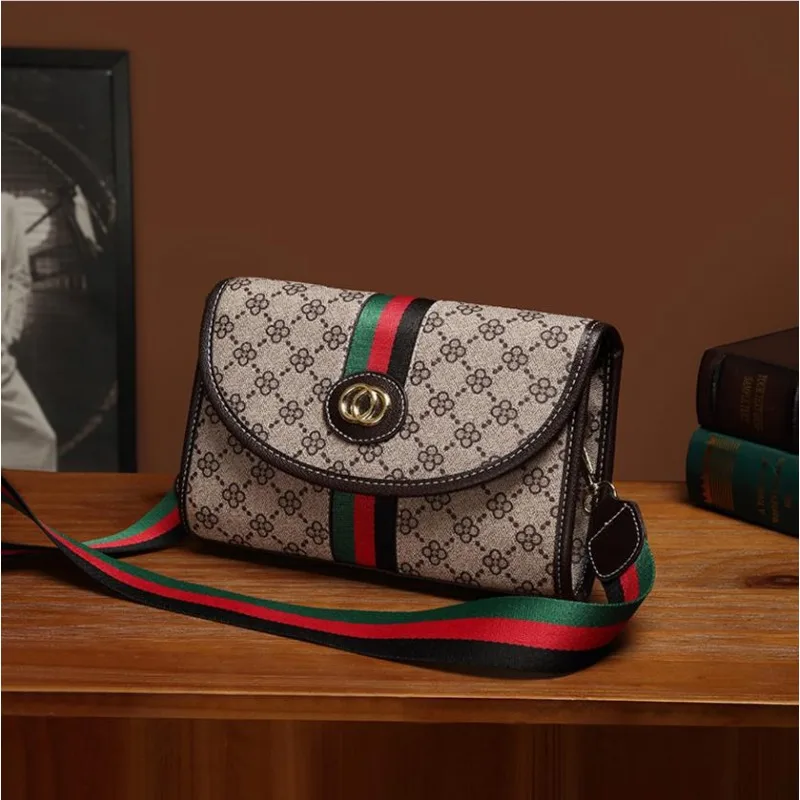 

2025 summer new women's bag with high-end feel, fashionable and versatile single shoulder crossbody bag, envelope trend