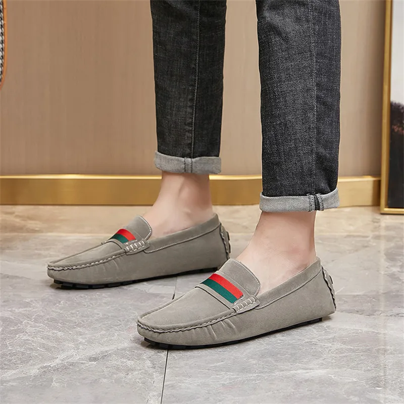 

2024 Fashion Grey Casual Leather Shoes Man Comfortable Slip-on Flat Round-toe Driving Shoes Plus Size 48 Designer Men's Loafers