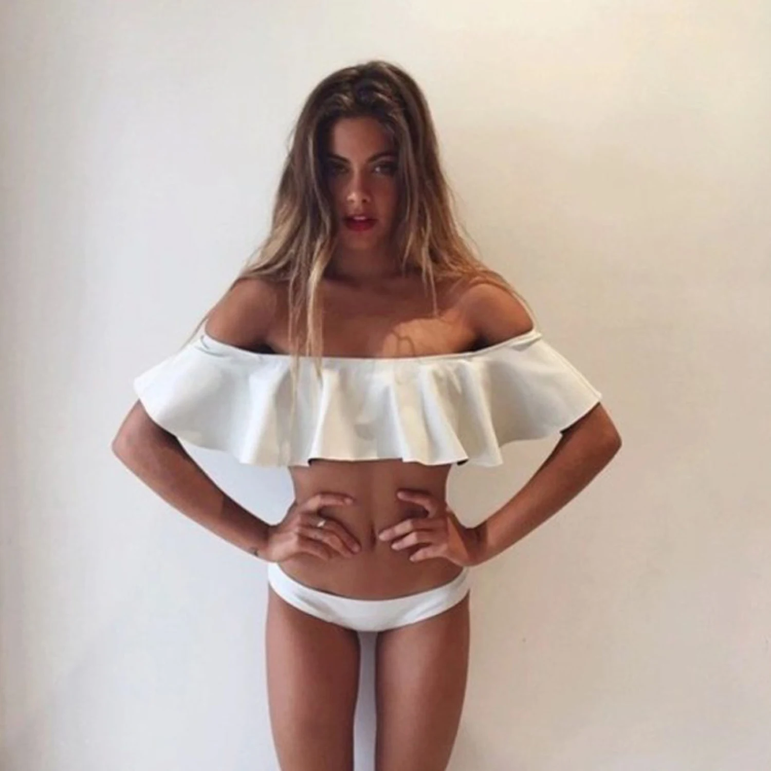 Women Sexy Strapless Ruffled 2 Piece Bikini Set Padded Off Shoulder Swimwear Women Bathing Suit Biquini Beachwear