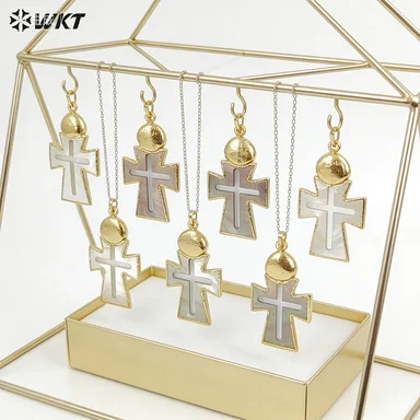 WT-JP422 White&Grey Shell Cross Pendant Hollow Design 18k Gold Plated Pendants Jewelry Crafts Accessory Making