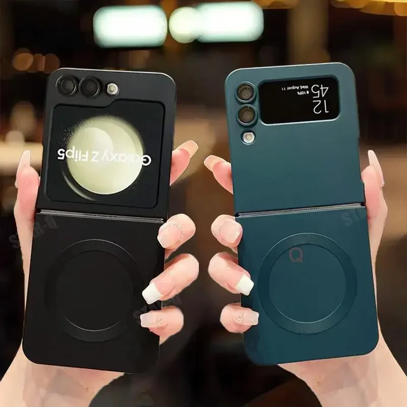 حافظة Magsafe للشحن اللاسلكي المغناطيسي لهاتف سامسونج جالاكسي Z Flip7 Flip6 Flip5 4 3 5g غطاء خلفي من السيليكون غير اللامع Zflip Flip 6 5 4 3 #4