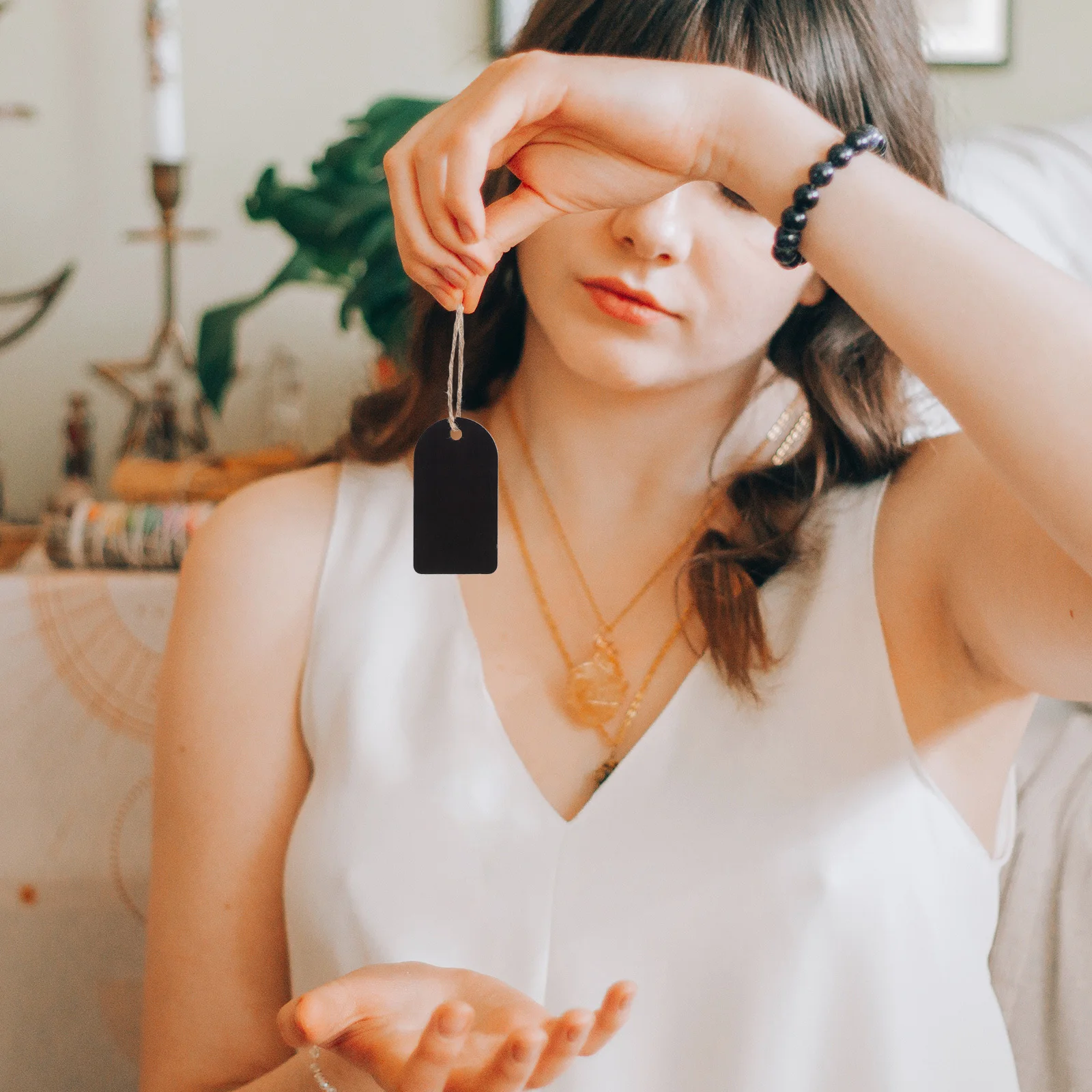 

50Sets Mini Blackboard Tags Double-Sided Writable Wooden Hanging Labels Mini Chalkboard Price Tags for Store Jewelry Gift Sale