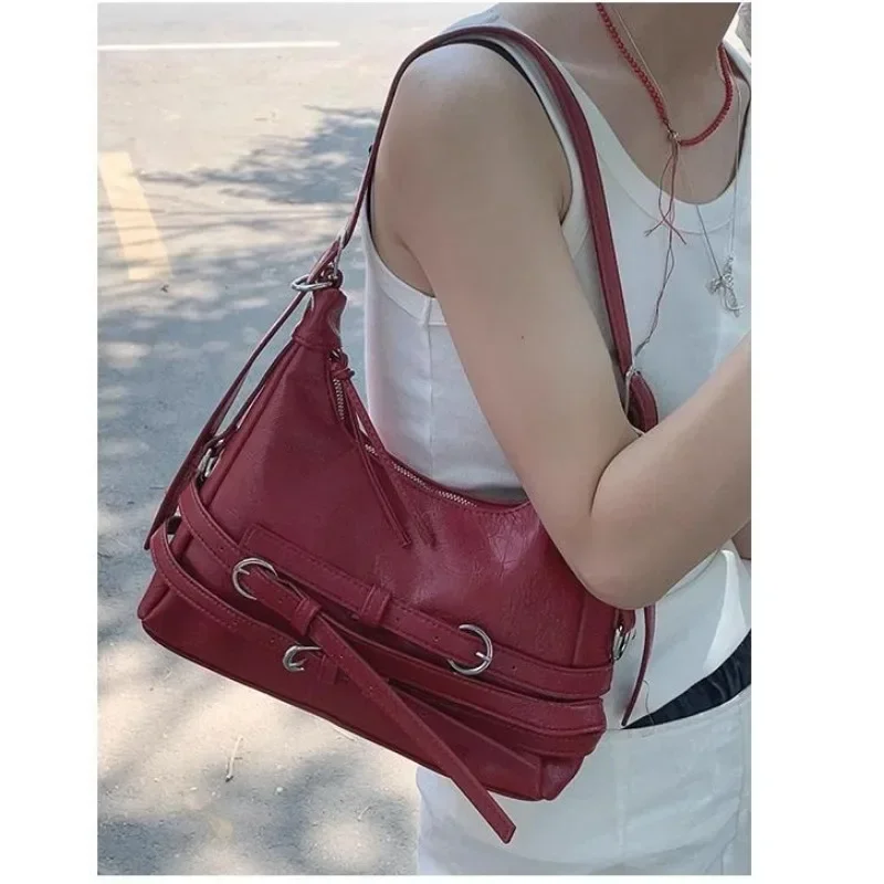 MBTI Y2k Vintage Shoulder Bag for Women Gothic Red Fashion New in Handbag Casual Leather Designer Motorcycle Female Armpit Bag