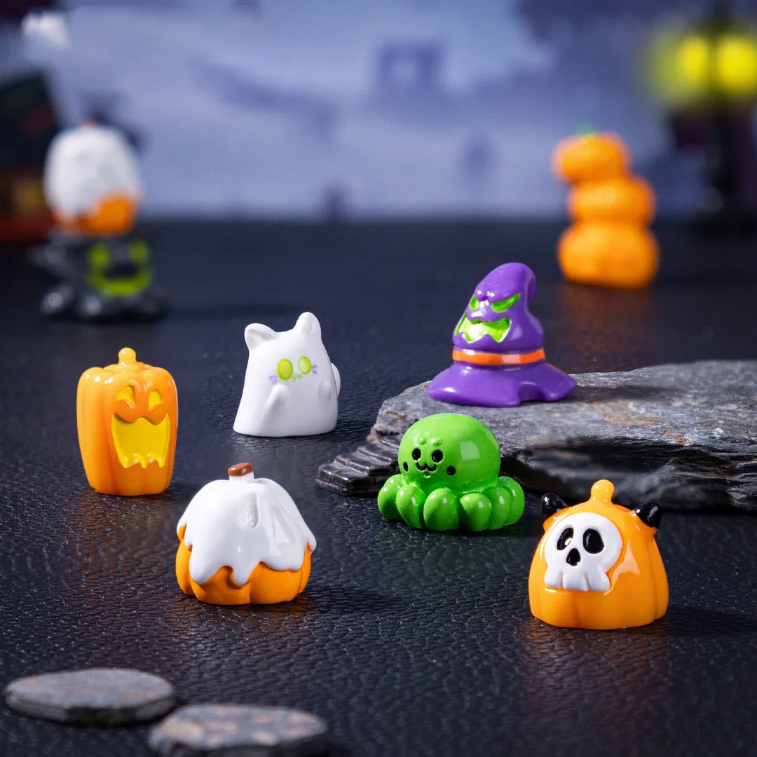 5pcs Halloween Pumpkin Ghost Spider Resin Pendant DIY Handcrafted Resin Accessory Mini Decorative Ornaments Making for Keychain