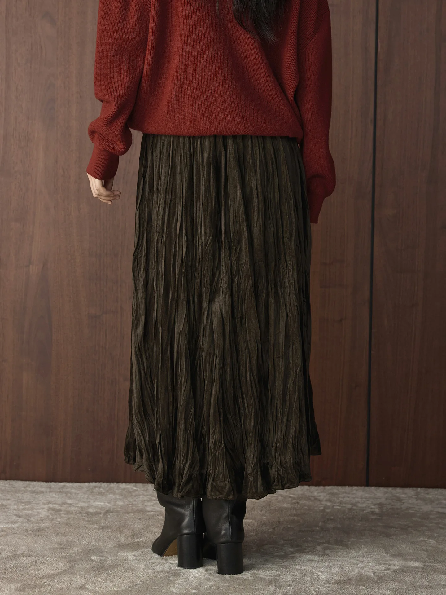 

Зимняя новая корейская ретро модная полуюбка с морщинами и подвеской, свободная и элегантная длинная юбка для женщин