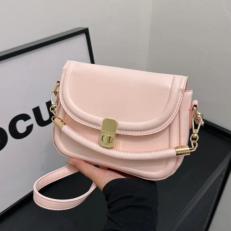 This year's popular fashion temperament solid color small bag women's  spring new versatile ins messenger bag small square bag