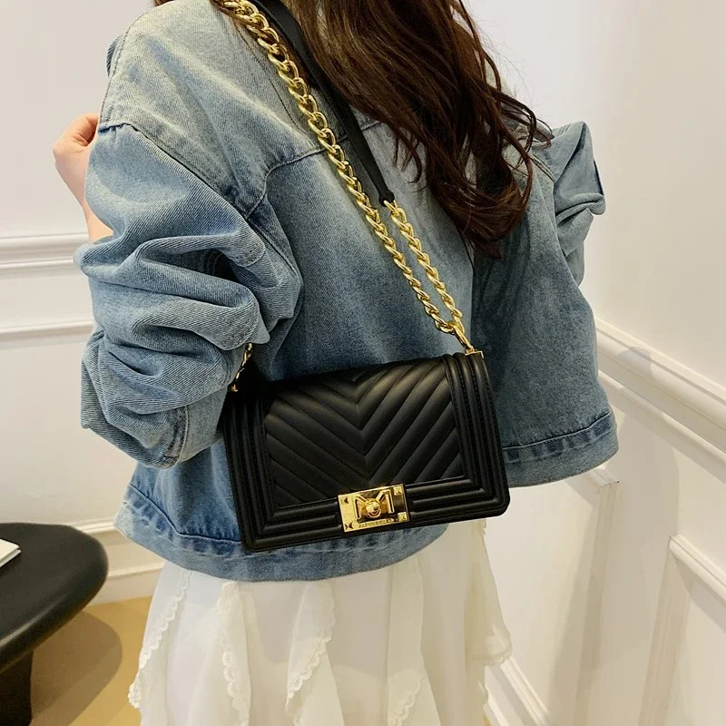 

High-End Luxury Leather Messenger Purse Bag With Commuter Style Large Capacity For Women Casual Fashion