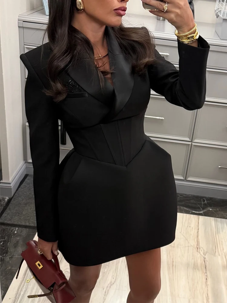 موضة مطبوعة الدانتيل يصل فستان الرسن المرأة شيك الخامس الرقبة عارية الذراعين عالية الخصر سليم فساتين قصيرة سيدة 2025 جديد عطلة الشارع رداء