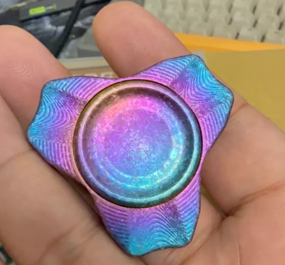 

Used EDC KAP Ice crystal titanium mother ship spinner Fingertip gyroscope Decompression toys