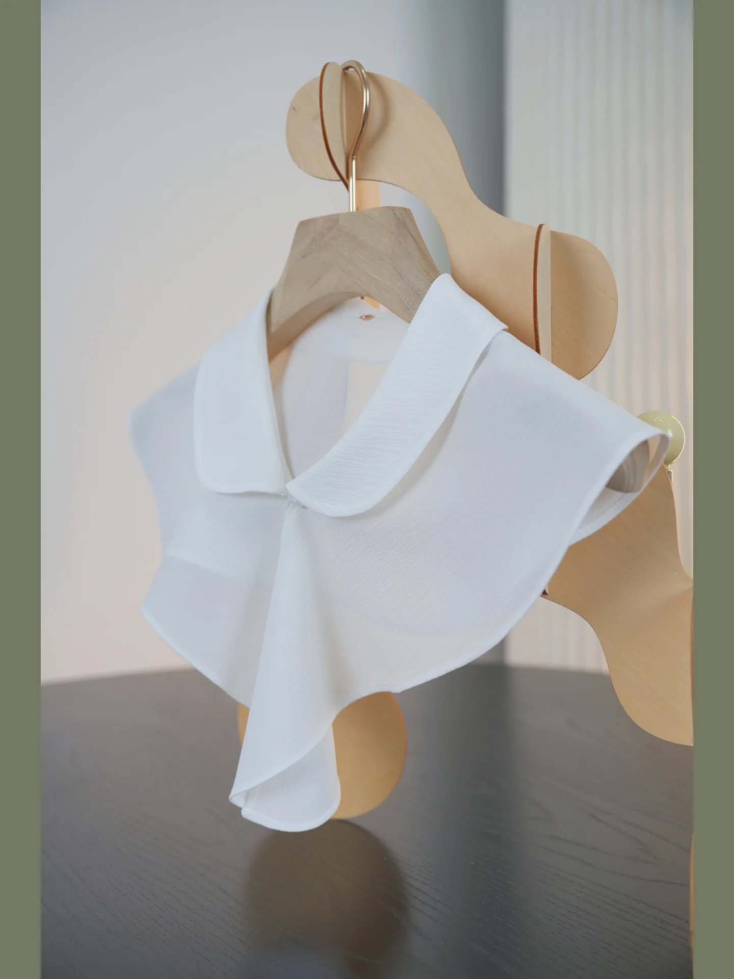 elegant-intellectual-gentle-sun-protection-shawl-collar-round-neck-women's-style-soft-casual-pure-color-fake-collar