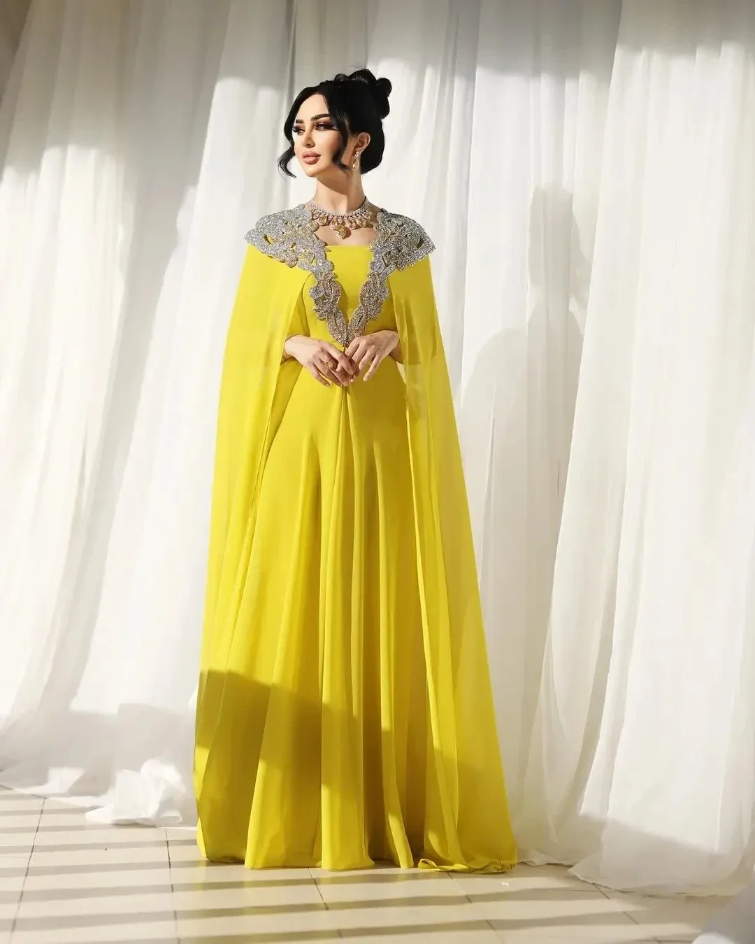 

Arabia Arabia Customized Long Sleeves Beaded Chiffon Prom Dresses Square Neck Backless Floor Length Formal Evening Dresses