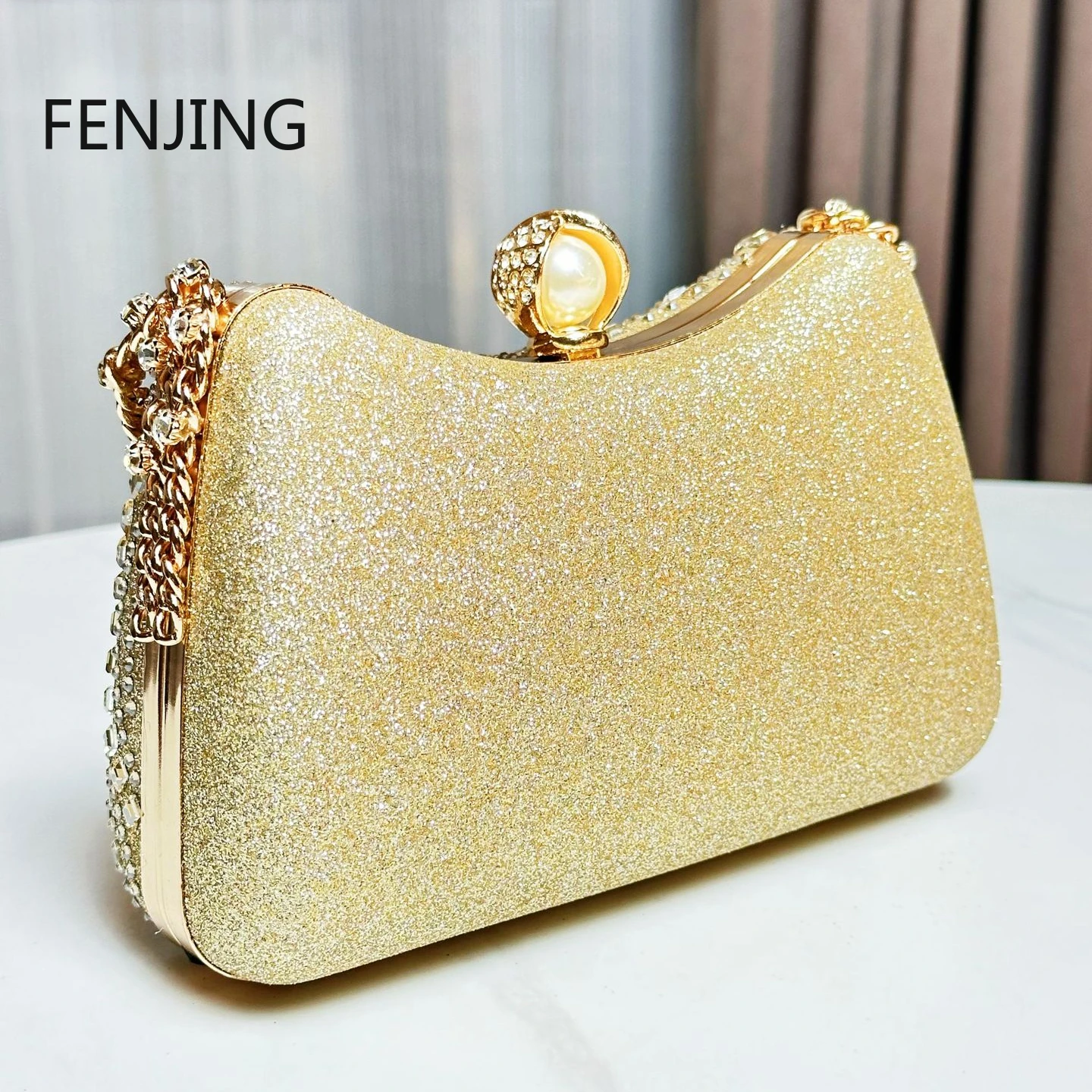 Gold Evening Bags for Women 2024 New Fashion Diamonds Purse Rhinestone Chain Handbags Chain Sling Shoulder Bags Luxury Clutch